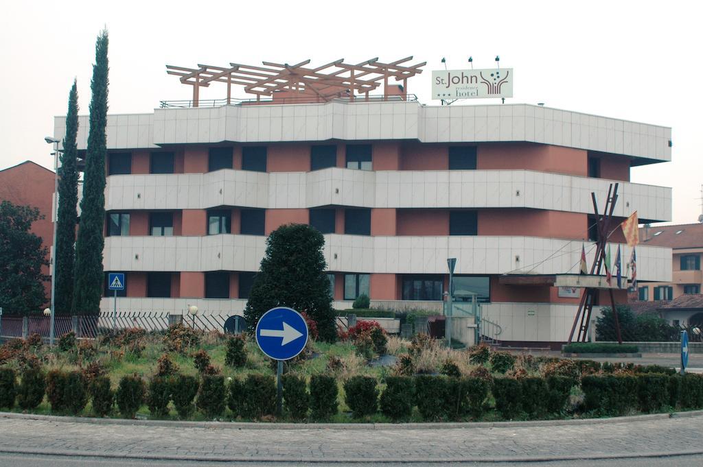 Hotel St John Desio Exterior photo